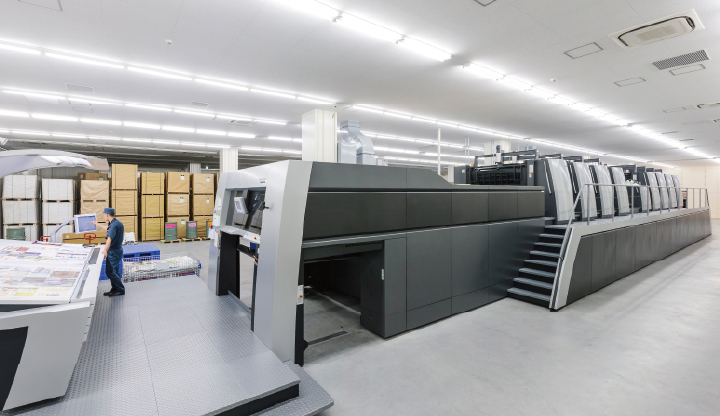 ハイデルベルグ XL162-8P（B倍判サイズ）