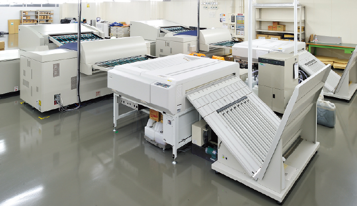 ハイデルベルグ XL162-8P（B倍判サイズ）